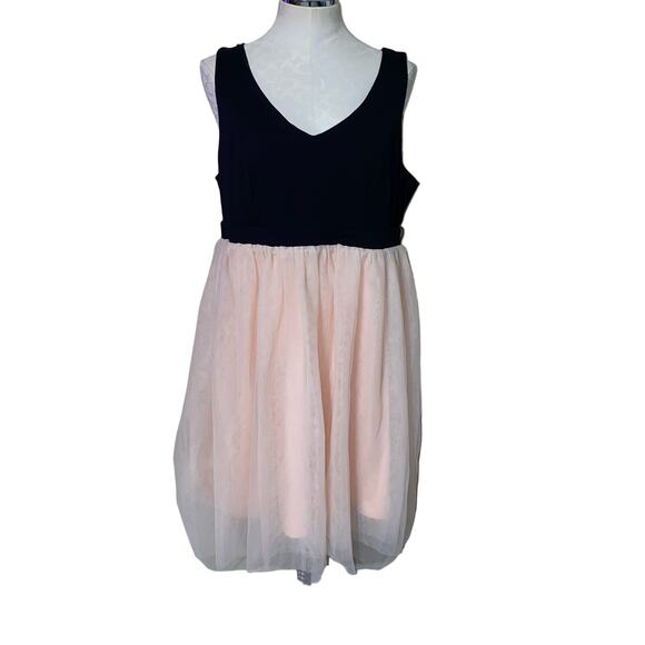 Torrid Tule Skirt Skater Dress Colorblock Sleeveless Pink and Black size 14 - Picture 3 of 13